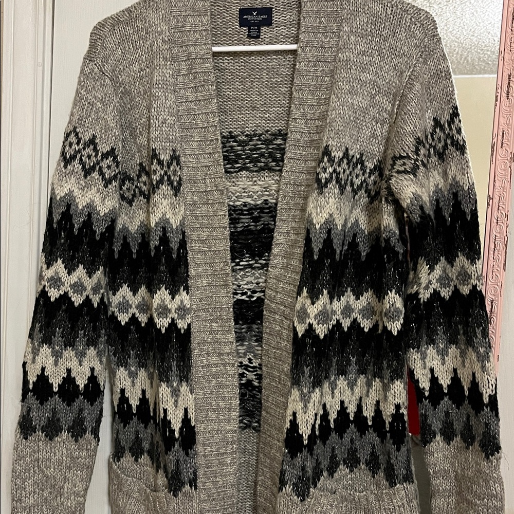 American Eagle Outfitters Patterned Cardigan with Pockets - Picture 2 of 5